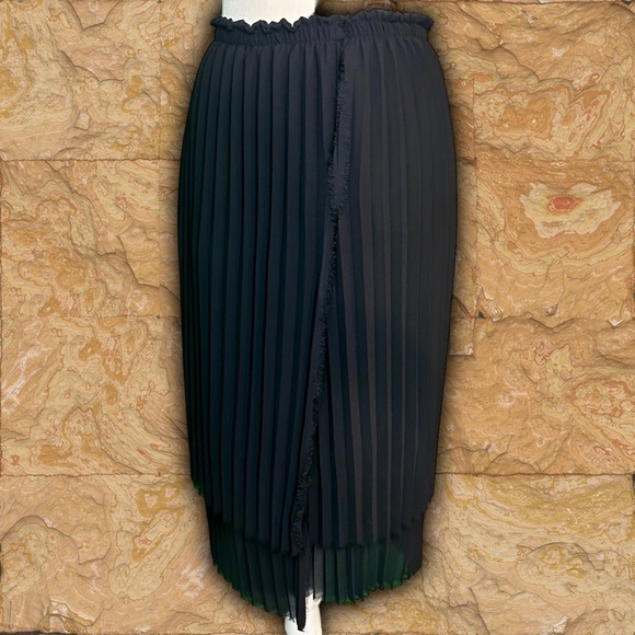 LOYD/FORD Black Pleated Chiffon Slit Front Elasticized Waist Midi Skirt Size 8 - Picture 12 of 15